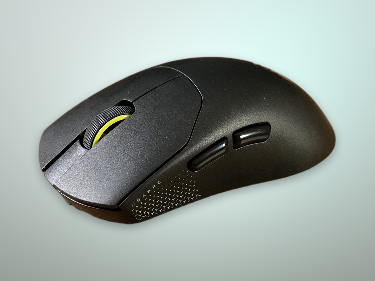 Corsair Sabre V2 Pro mouse da gaming wireless ultraleggero da 36 grammi