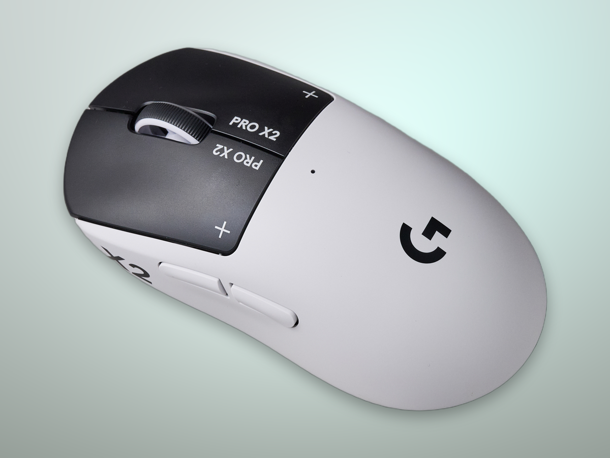 Vista dall'alto del Logitech G PRO X2 Superstrike che mostra la forma completa a uovo del guscio