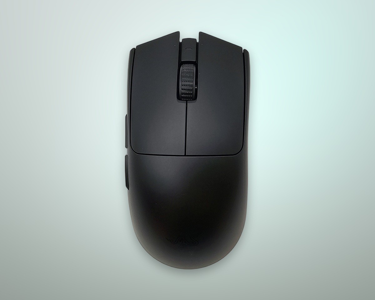 Razer Viper V3 Pro mouse da gaming wireless leggero su sfondo pulito
